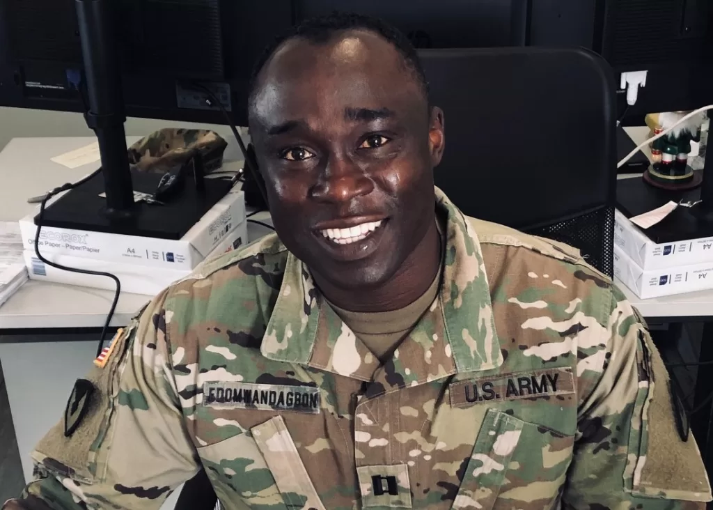 how to become an army officer in the us as a nigerian